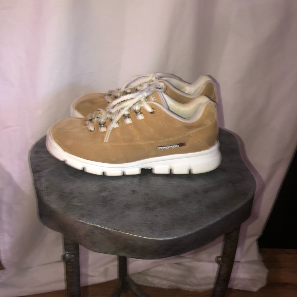 Reebok tan suede chunky white sole shoes Size 11 Vintage - Picture 7 of 9
